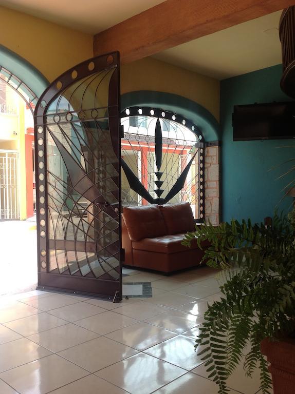 Hotel Plaza Rubio Amatitan Exterior foto